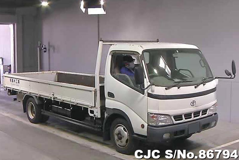 Toyota dyna 2004